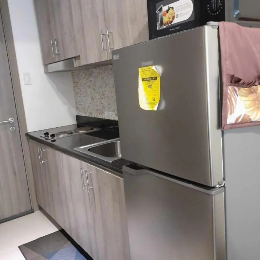 Fully Furnished 1 Bedroom Condo - Fame Residences, Tower 2 Manila Apartment